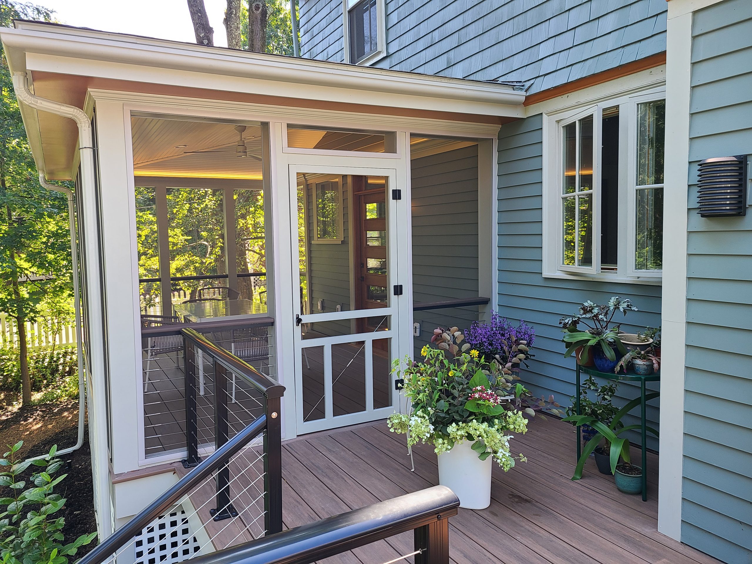 W Rox entrance to screened in porch